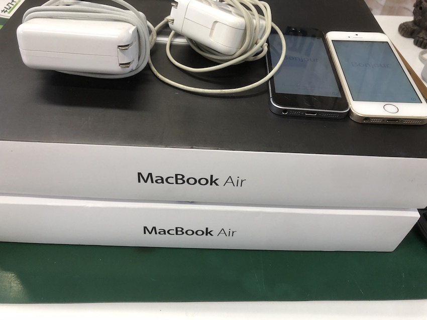 MacBookとiPhoneまとめて買取