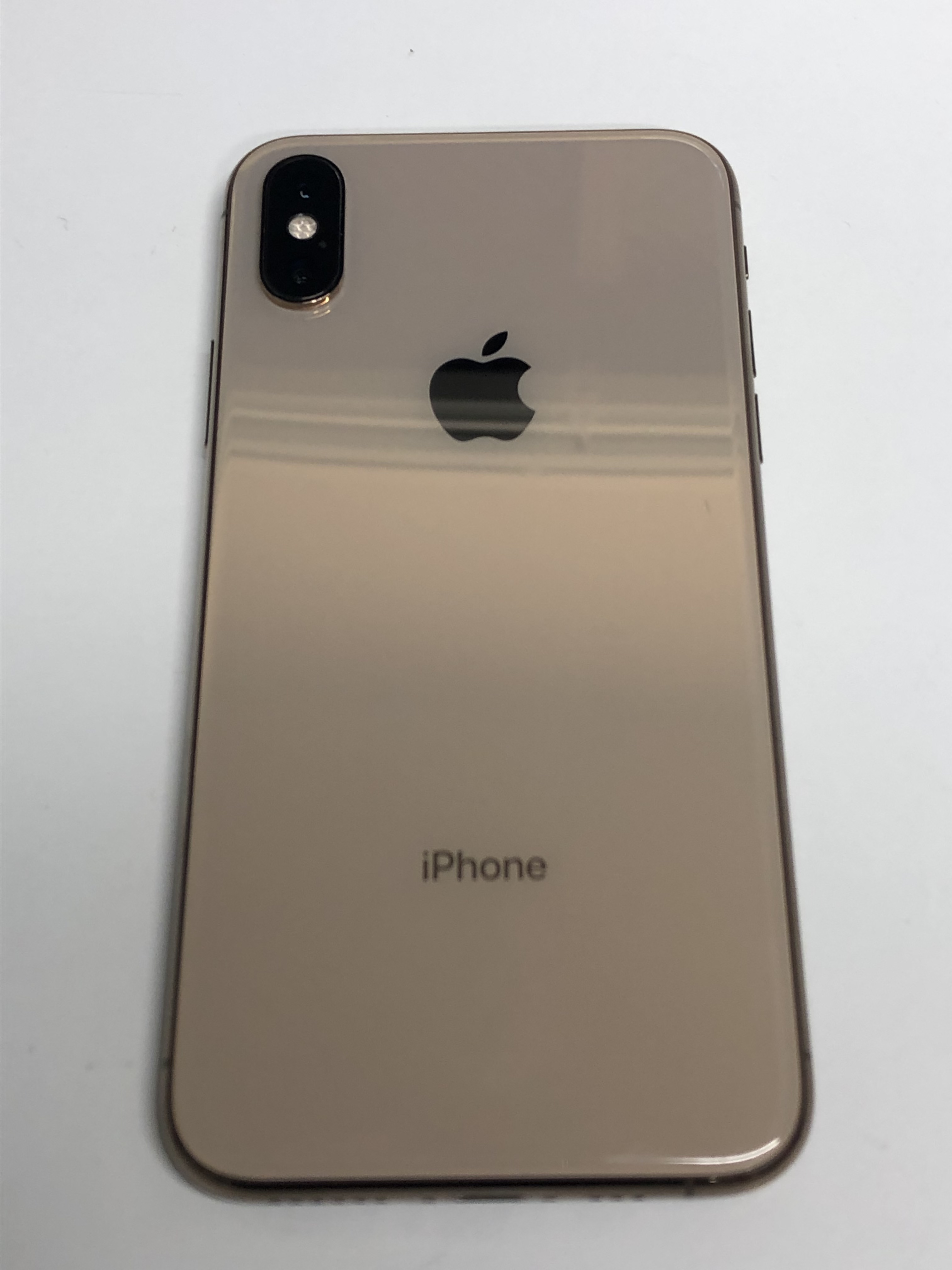 ガラスコーティングをしたiPhoneXS(スマホ)