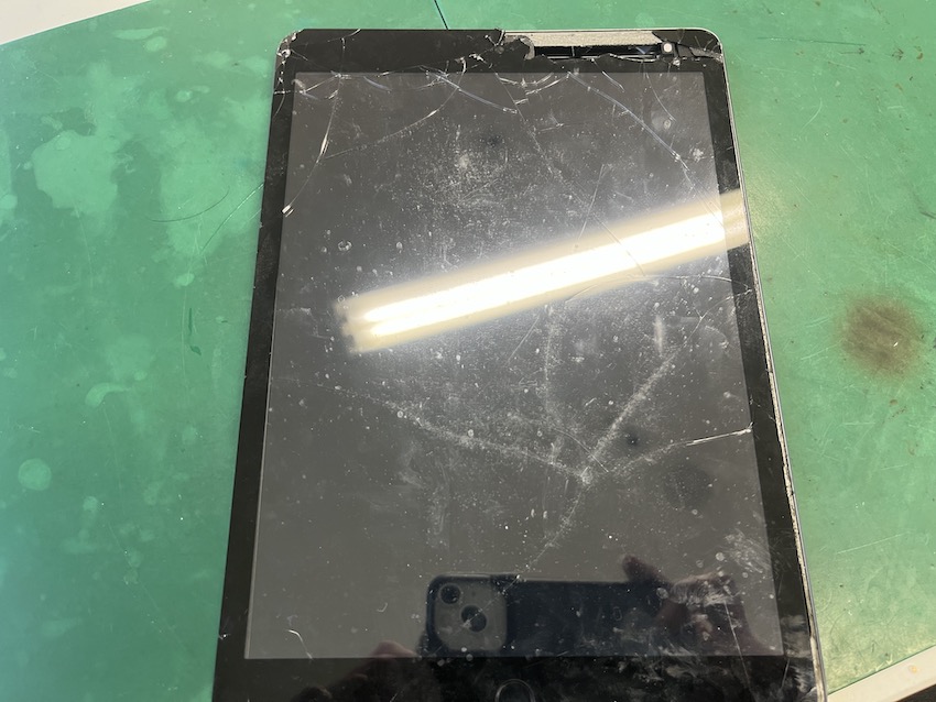 【iPad買取 中目黒】画面割れ・故障もOK！成田也がiPad/Apple製品を高価買取＆即現金化！