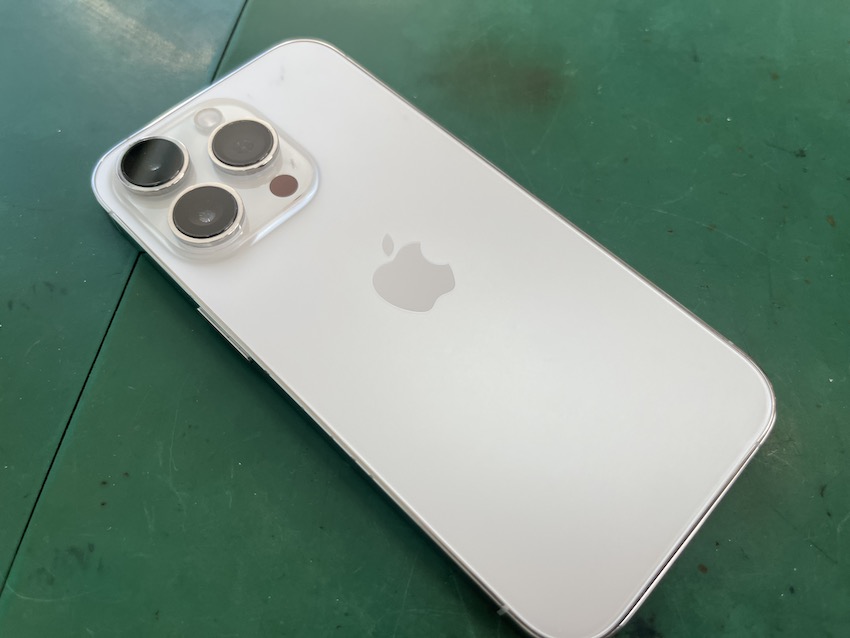 【代官山】iPhone 14 Pro 高価買取宣言！判定△（三角）も歓迎する秘密とは？