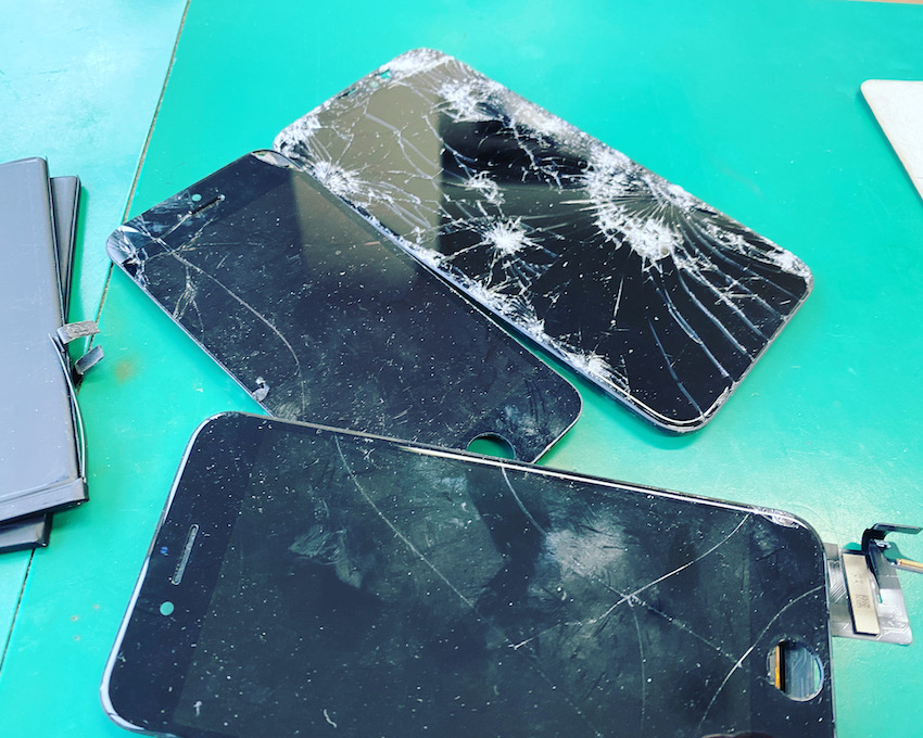 目黒区学芸大学エリア最安値でiPhone11の画面割れ修理