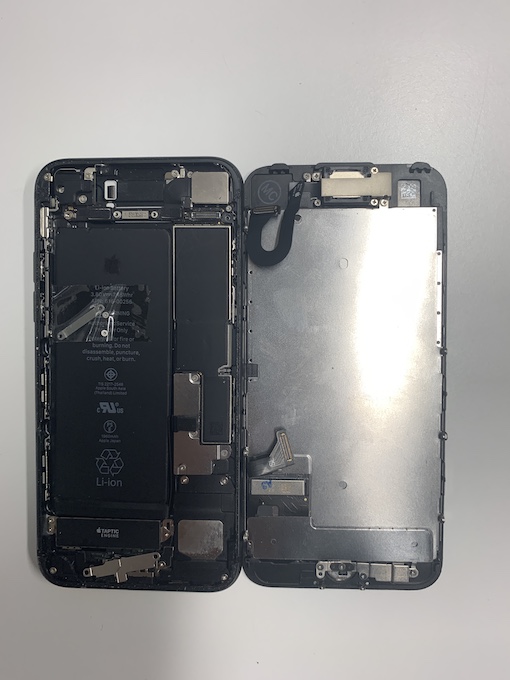 お客様が修理を断念したiPhone７